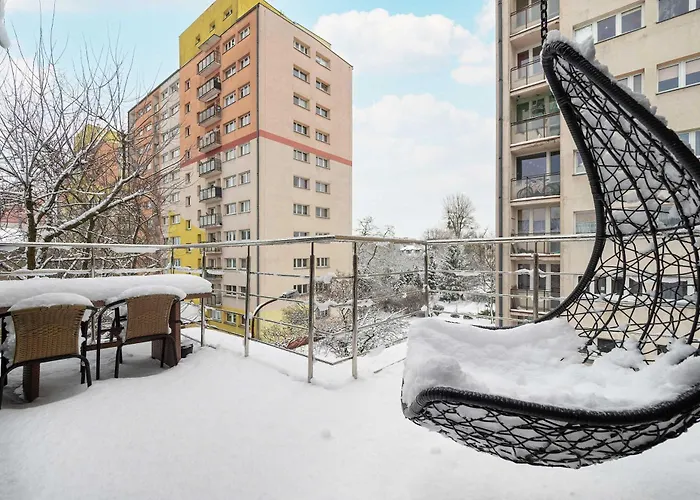 Klimatyczne W Lodzi Z Parkingiem I Duzym Umeblowanym Balkonem By Renters Lägenhet *